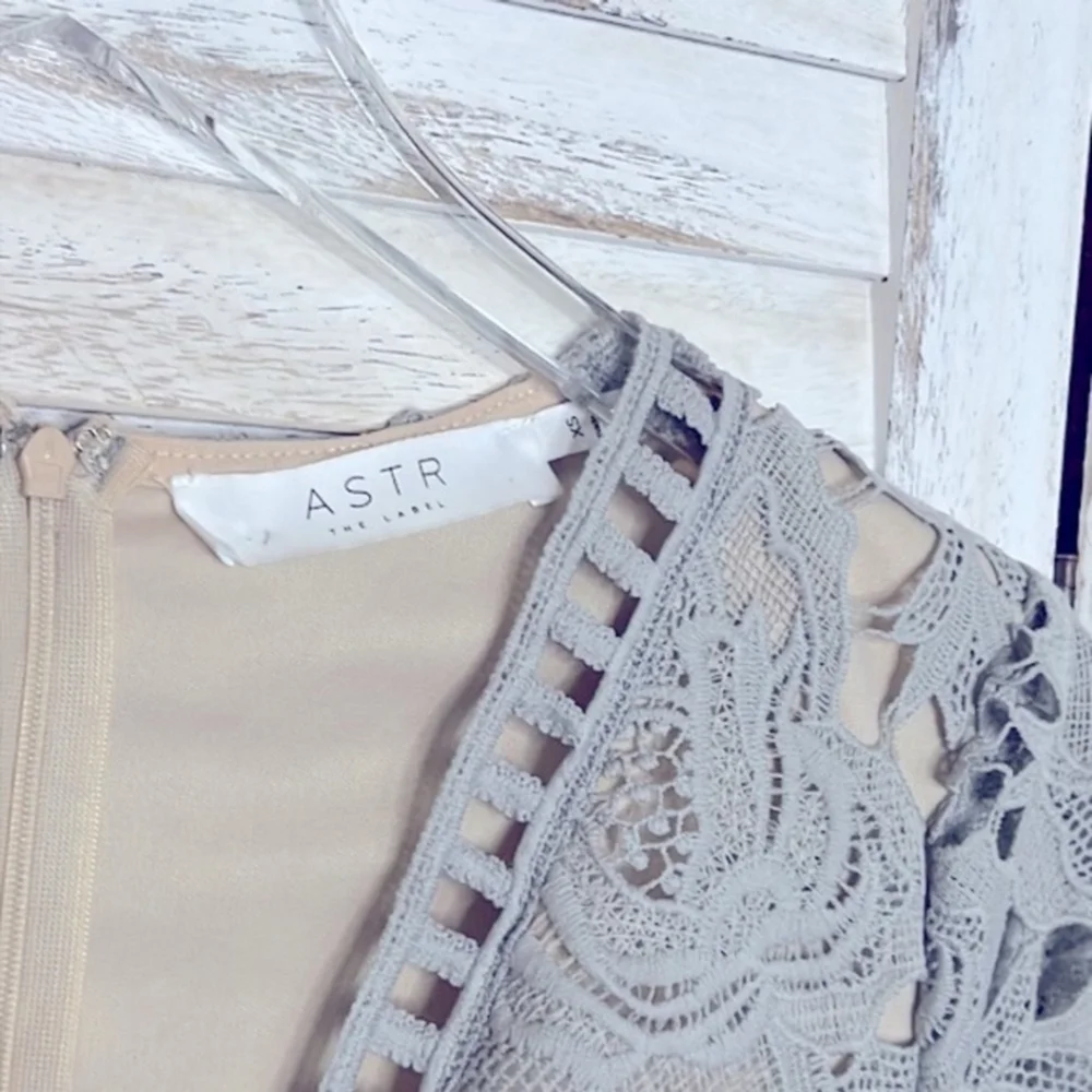 ASTR the Label Lace Romper Small Gray LNC - Picture 5 of 11